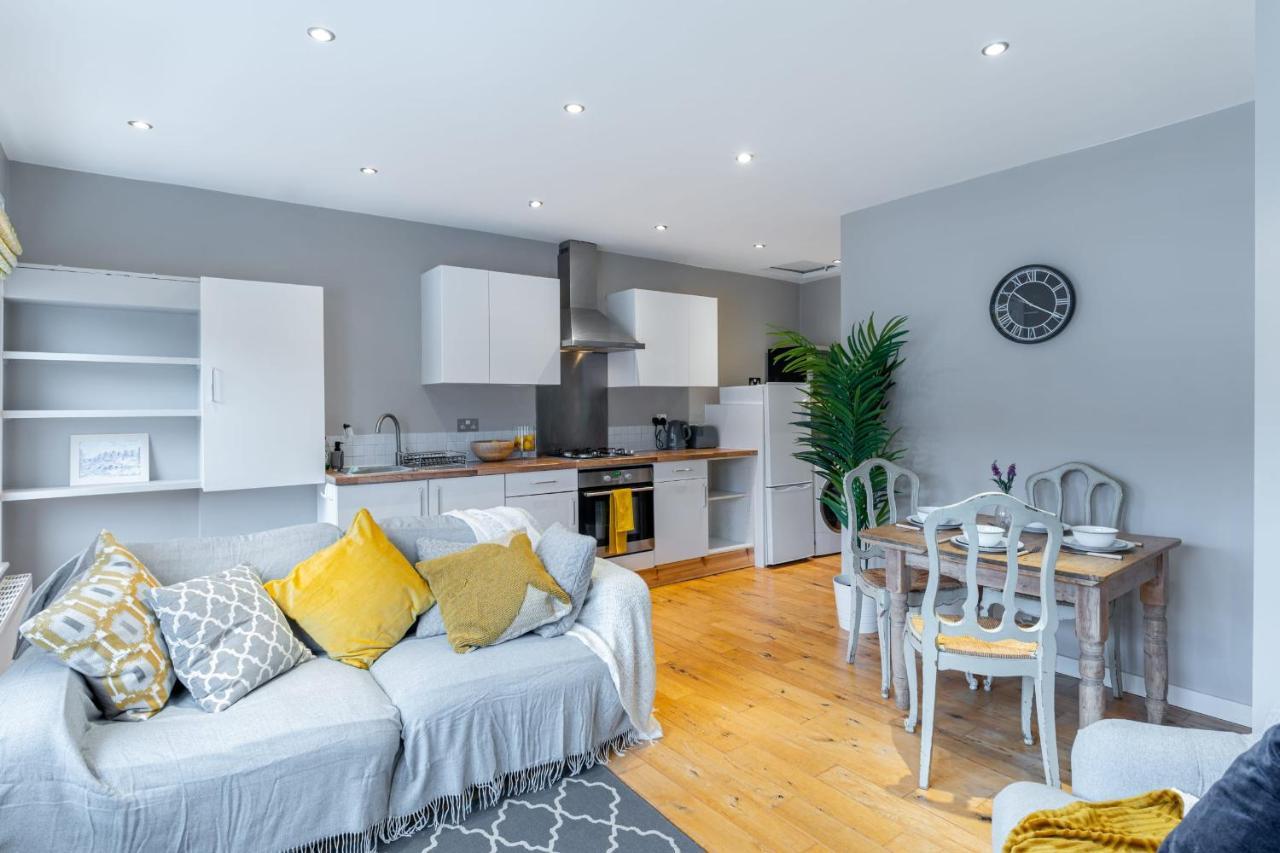 Apartmán Stylish Shepherds Bush Flat Londýn Exteriér fotografie